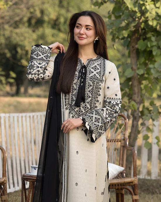 Lawn-3PC Embroidered Shirt with Bamber Embroidered Dupatta-TK1354